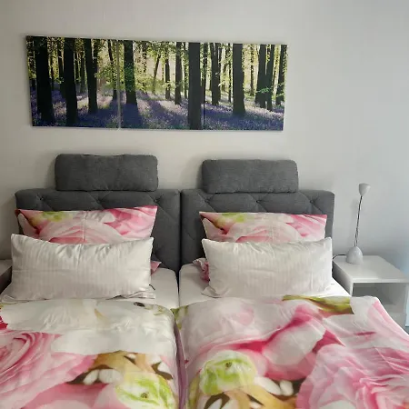 Apartmentvermietung Meerbusch Zewnętrze zdjęcie