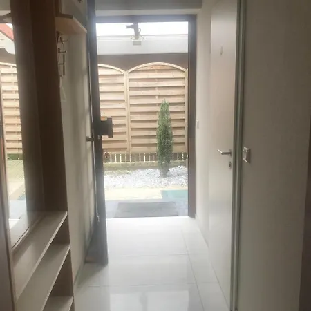 Apartmentvermietung Meerbusch Zewnętrze zdjęcie